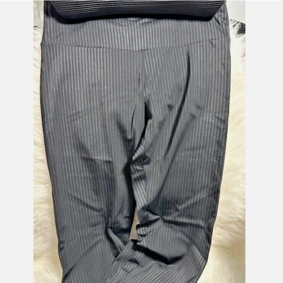 Onzie Long Legging Pin Stripe Size M / L - Picture 6 of 6